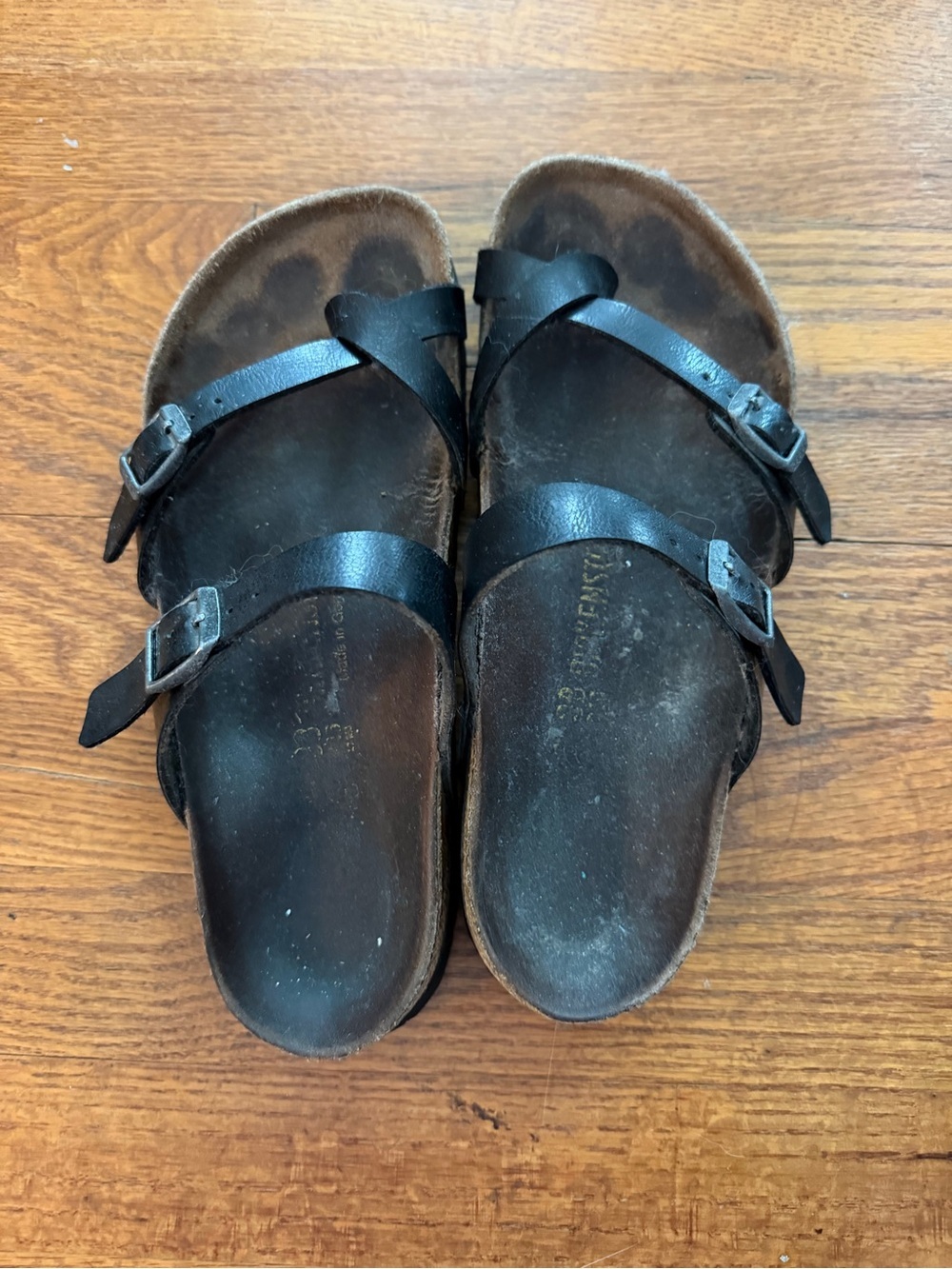 Birkenstock Mayari Black size 38